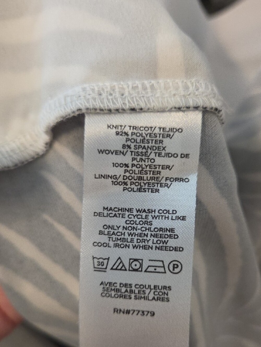 Ann Taylor Black & White Palm Print Top - Picture 5 of 5